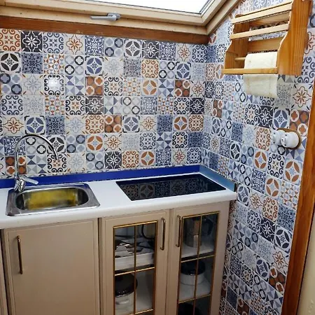 2 Bedrooms House With View At Lourenzá